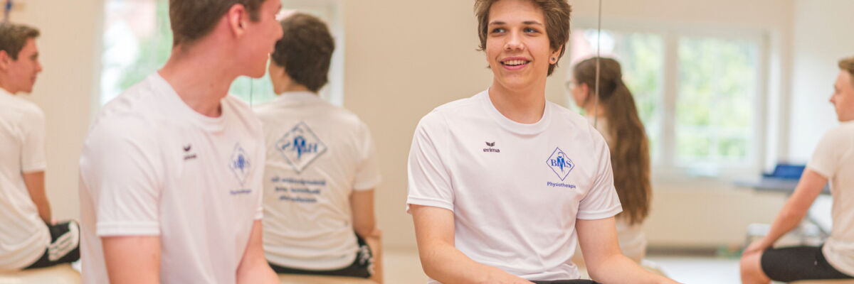Foto Schulalltag in der Ausbildung Physiotherapie und Ergotherapie